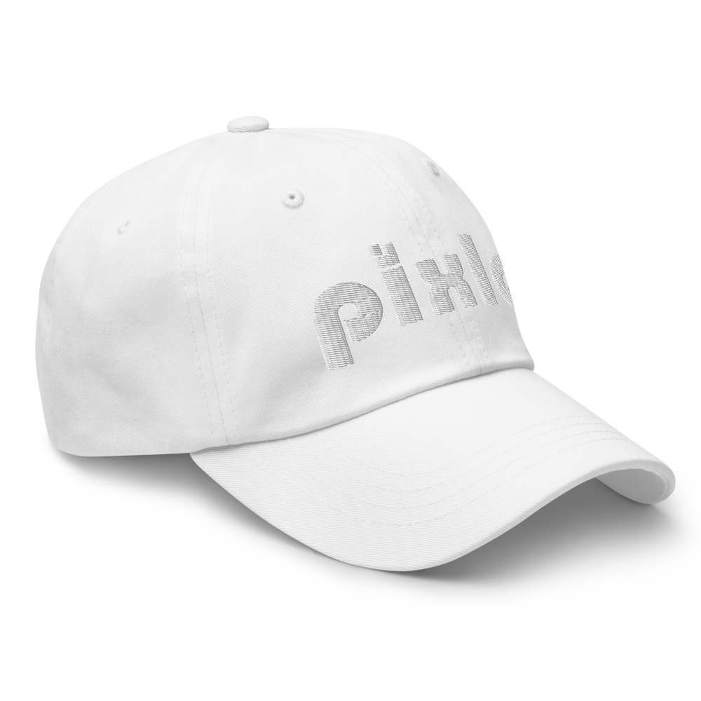 All-time-classic hat with a low profile, adjustable strap, and curved visor. Embroidery on the front.