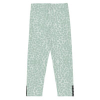 Smooth, soft and stretchy - these kids leggings are just perfect for active kiddos. The leggings will never lose their vibrant color intensity.