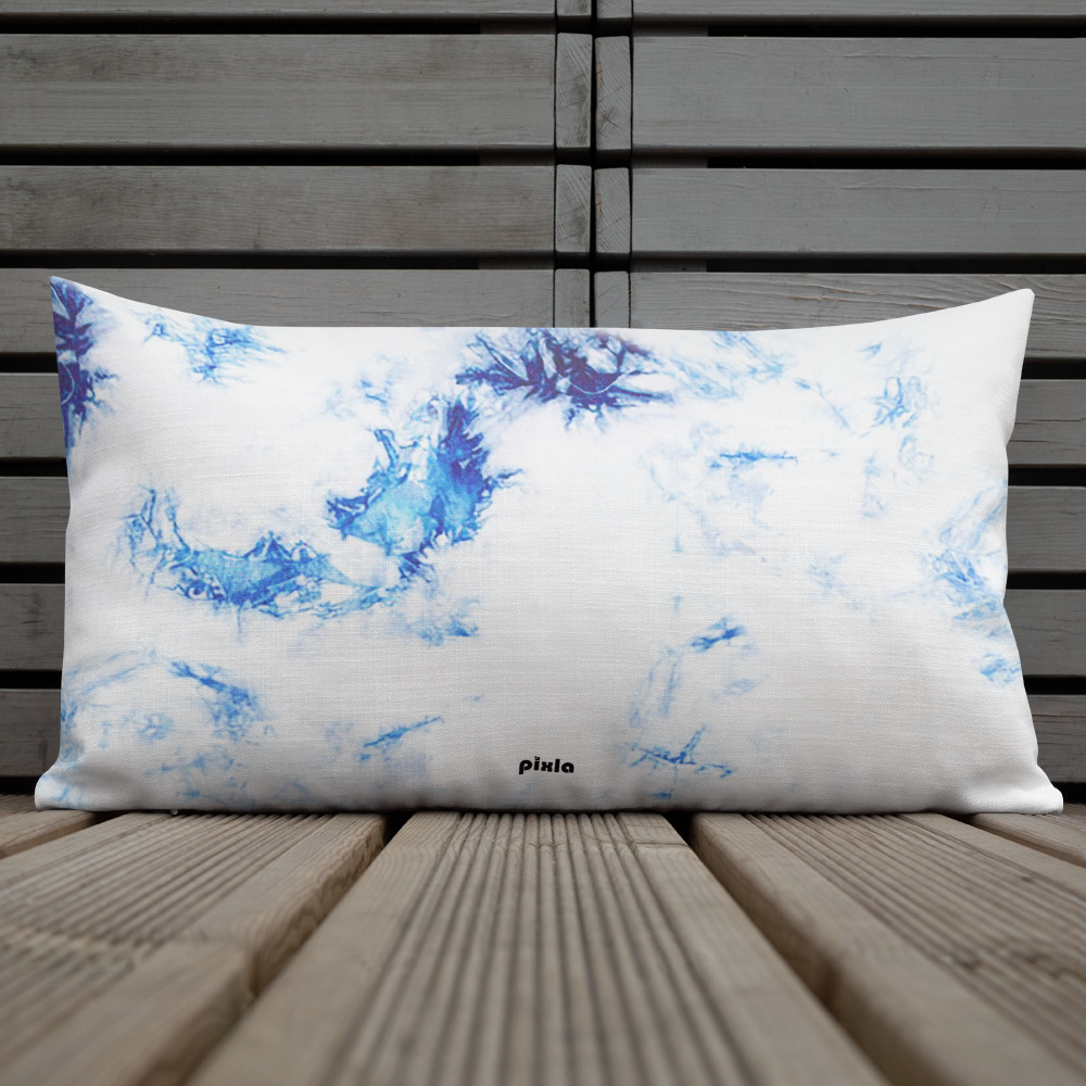 Royal blue and white tie-die effect pillow in a soft, sturdy fabric with a premium linen-weave feel. Complete with a washable zip-cover and a fluffy filling.